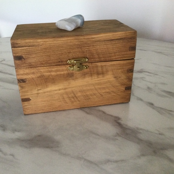 Wood Trinket Box with Polished Rock Topper - Picture 2 of 4